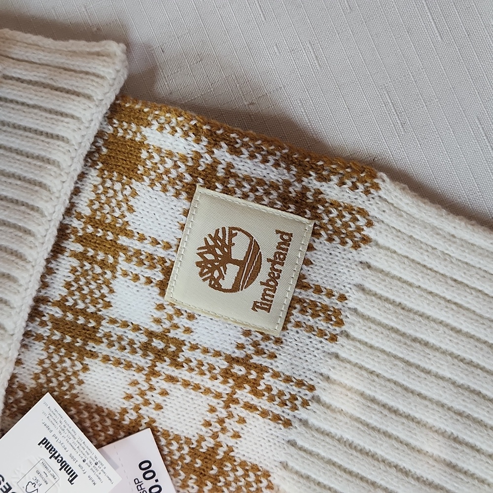 Timberland NWT Classic Checked Winter Scarf. Size 62x10" - Picture 6 of 10